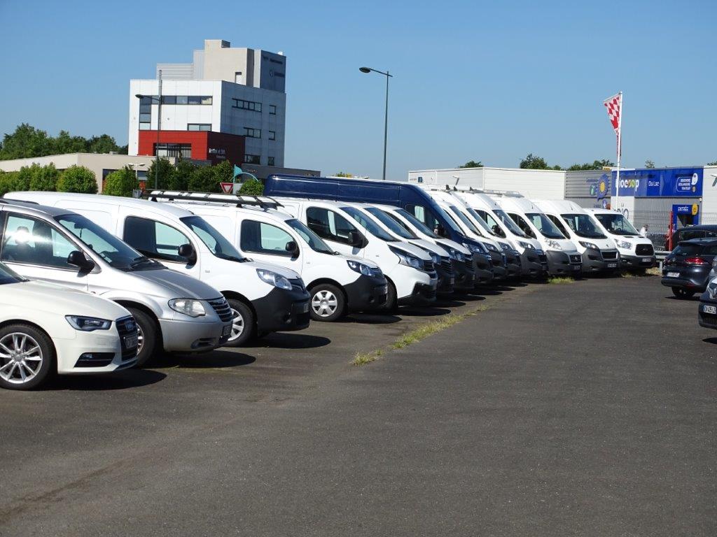 Garage voiture occasion ST PHILBERT DE GRAND-LIEU Jnov auto